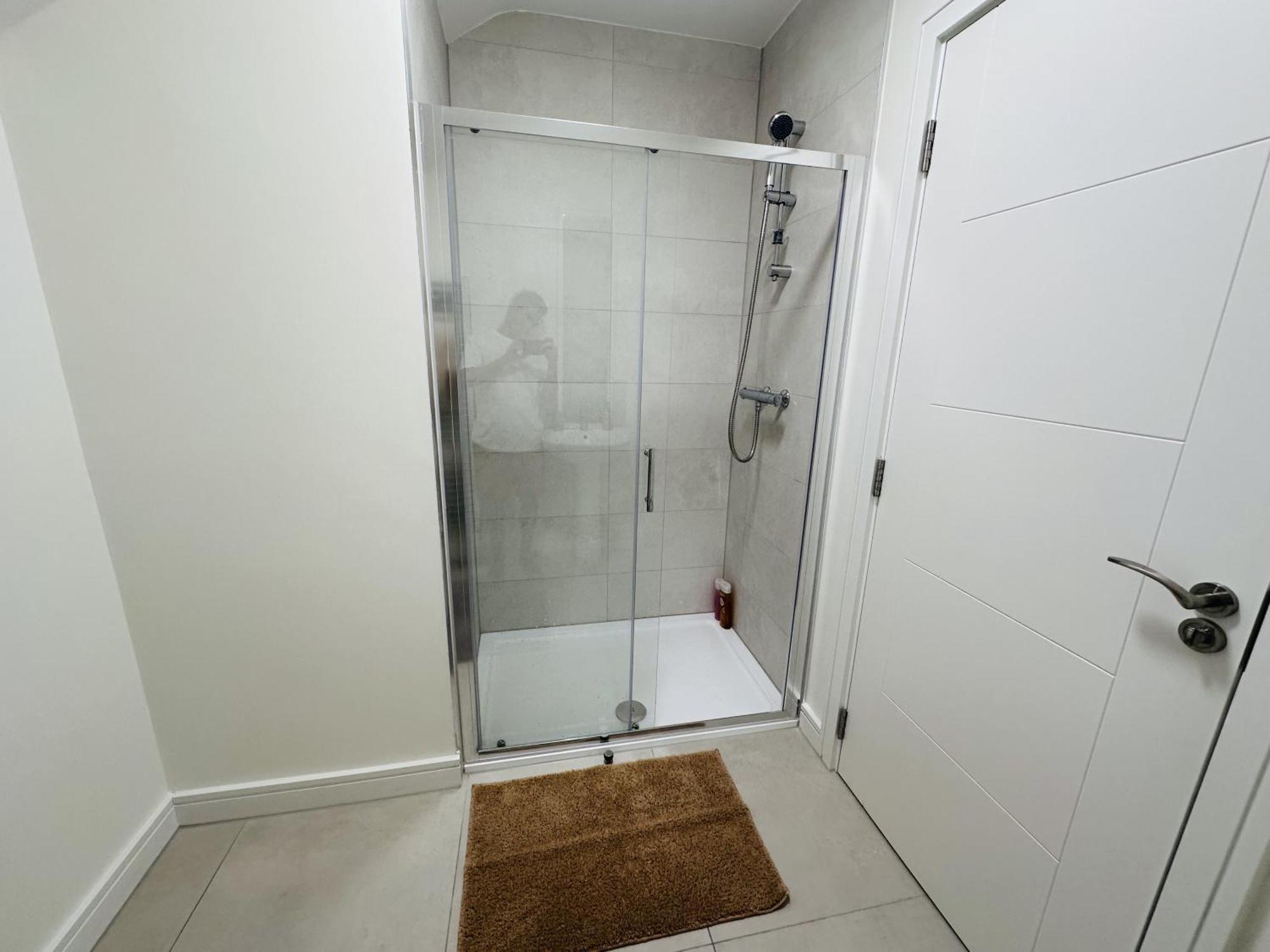 King Room With Ensuite In Dublin คลอนดัลคิน ภายนอก รูปภาพ